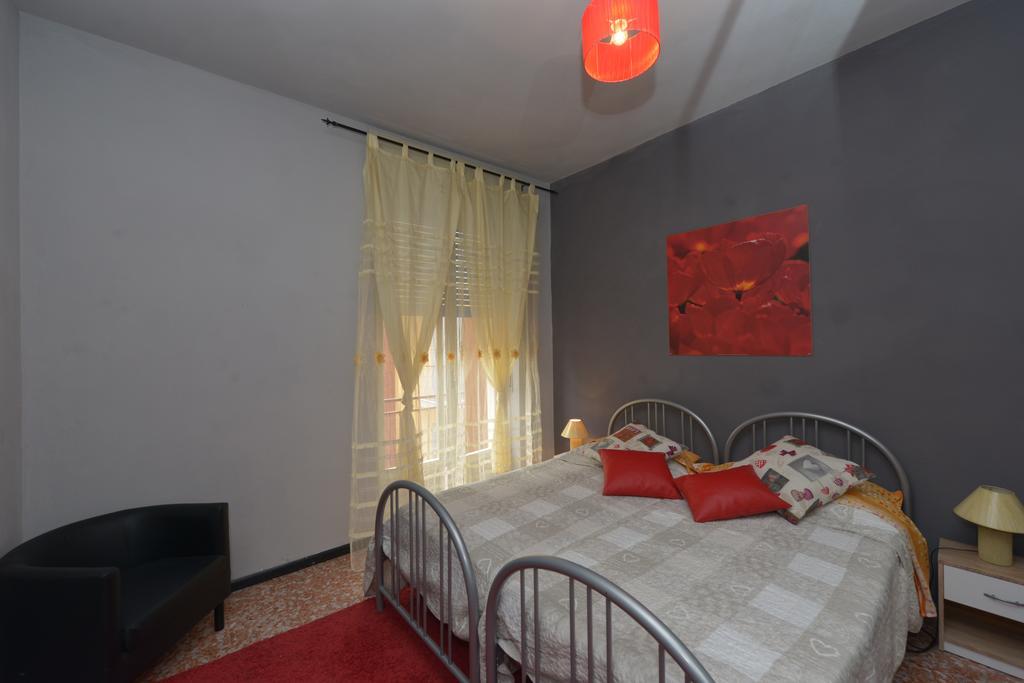 B&B Il Pisolo Алба Екстериор снимка